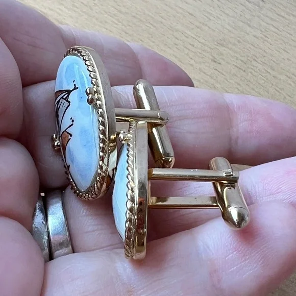 VINTAGE LARGE CERAMIC PAINTING BOATS SAILING NAUTICAL THEME CUFFLINKS UNUSUAL